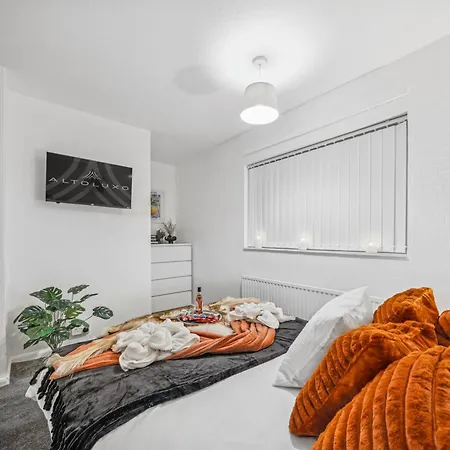 Grovehaus Modern & Spacious 4br House By Altoluxo Short Lets & Serviced With Free Wifi & Parking Apartamento Bristol