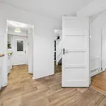 Apartment Grovehaus Modern & Spacious 4br House By Altoluxo Short Lets & Serviced With Free Wifi & Parking *