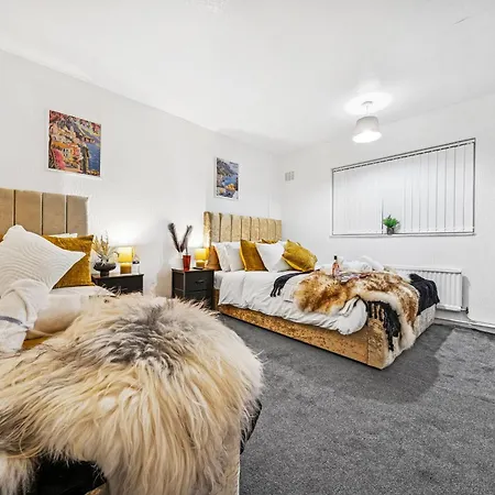 Appartement Grovehaus Modern & Spacious 4br House By Altoluxo Short Lets & Serviced With Free Wifi & Parking