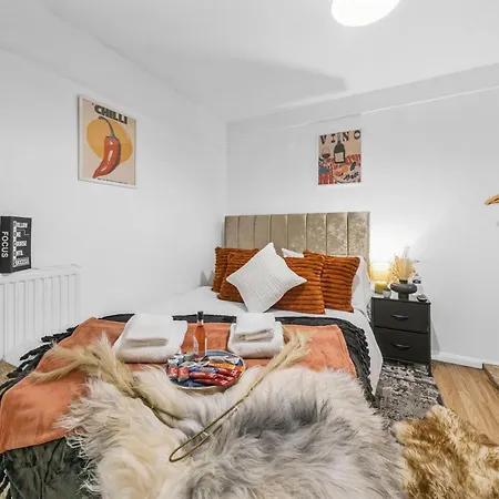 Grovehaus Modern & Spacious 4br House By Altoluxo Short Lets & Serviced With Free Wifi & Parking * Бристоль